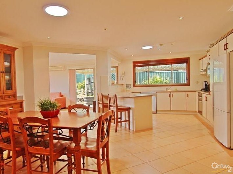 9 Queens View Crescent, Lawson NSW 2783