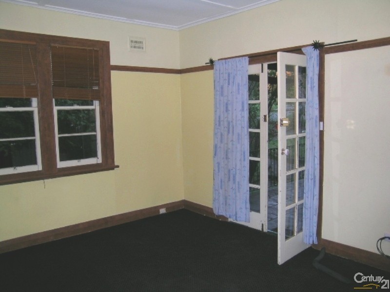 35B Railway Parade, Bullaburra NSW 2784