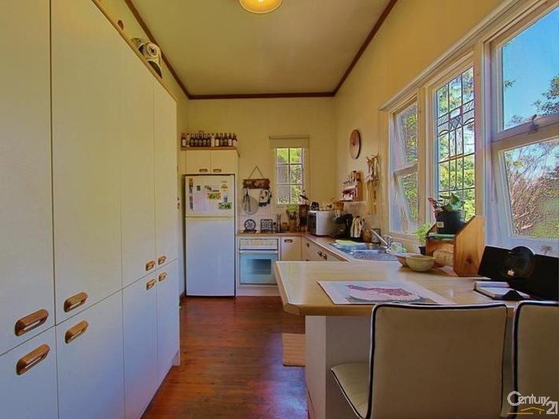 15 Kingsway, Hazelbrook NSW 2779