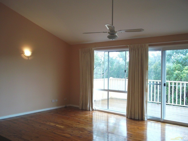 20 Careya Crescent, Woodford NSW 2778