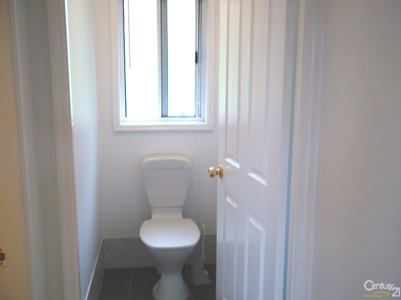 20 Careya Crescent, Woodford NSW 2778