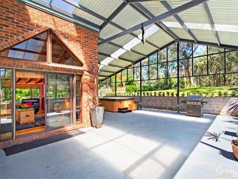 81 Genevieve Road, Bullaburra NSW 2784