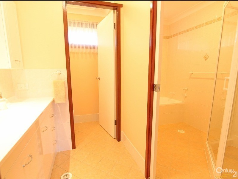 4 Pine Street, Hazelbrook NSW 2779