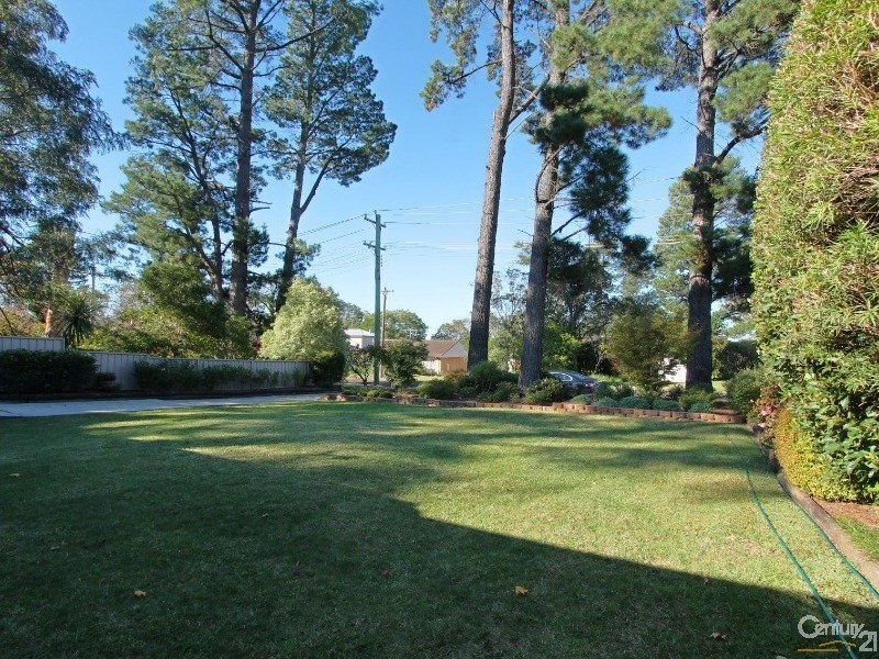 4 Pine Street, Hazelbrook NSW 2779