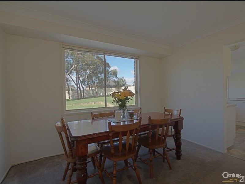 6 Queens View Crescent, Lawson NSW 2783