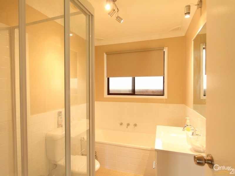 20 LIGGINS ROAD, Hazelbrook NSW 2779