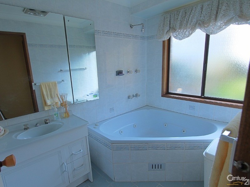 393 Great Western Highway, Bullaburra NSW 2784