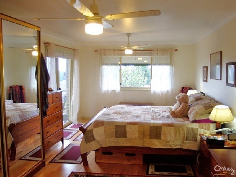 50  DERAIN CRESCENT, Hazelbrook NSW 2779