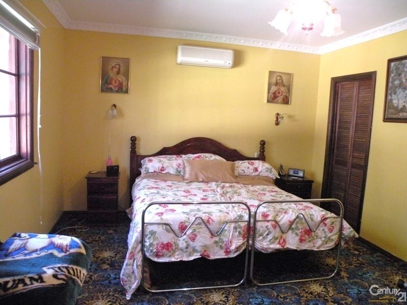 19 WIDEVIEW AVENUE, Lawson NSW 2783