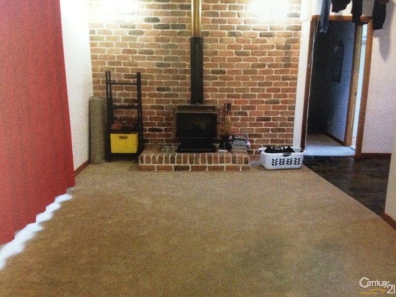 8  JOHN STREET, Hazelbrook NSW 2779