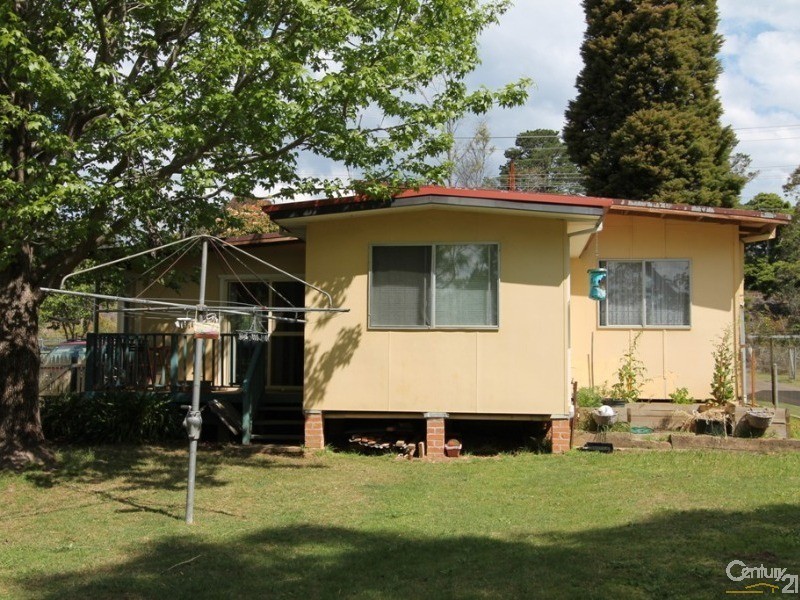 73 Railway Parade, Bullaburra NSW 2784