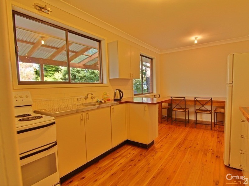 6 George Street, Hazelbrook NSW 2779