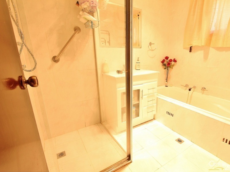 16 Lysiana Road, Woodford NSW 2778