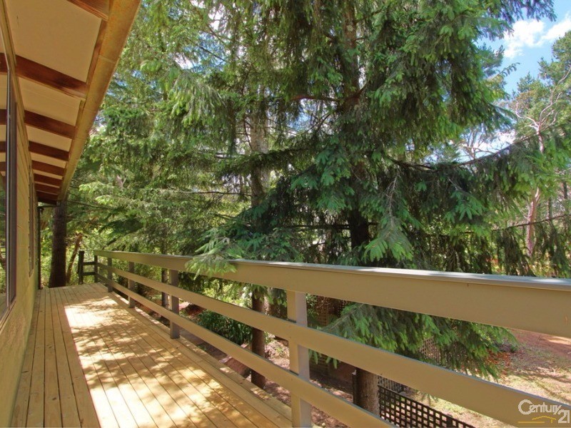 33 Fourth Avenue, Katoomba NSW 2780