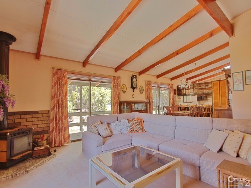 33 Fourth Avenue, Katoomba NSW 2780