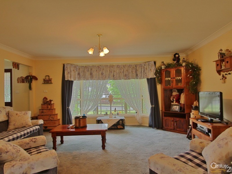 3 Queens View Crescent, Lawson NSW 2783