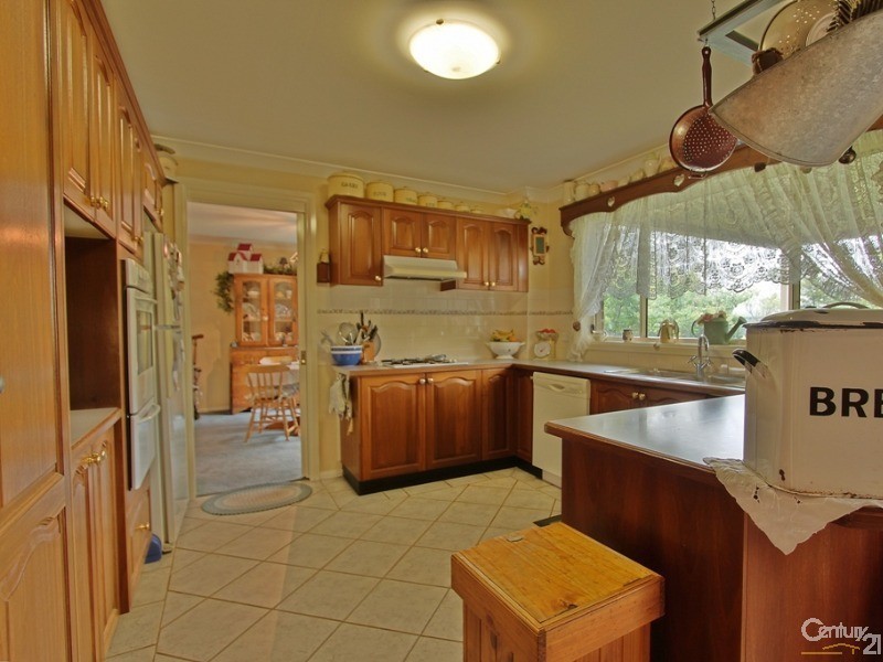 3 Queens View Crescent, Lawson NSW 2783