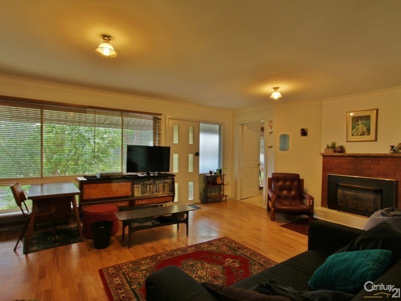 16 Oaklands Road, Hazelbrook NSW 2779