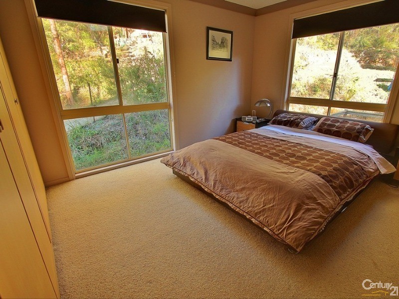 33 Hazel Avenue, Hazelbrook NSW 2779