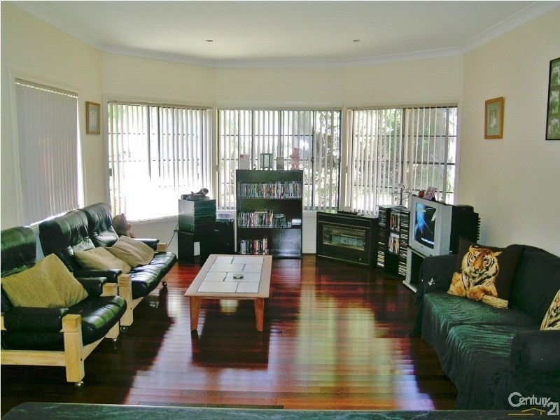 19 Railway Parade, Bullaburra NSW 2784