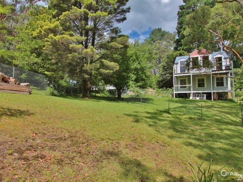 75 Hay Street, Bullaburra NSW 2784