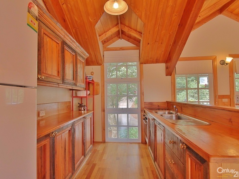 75 Hay Street, Bullaburra NSW 2784