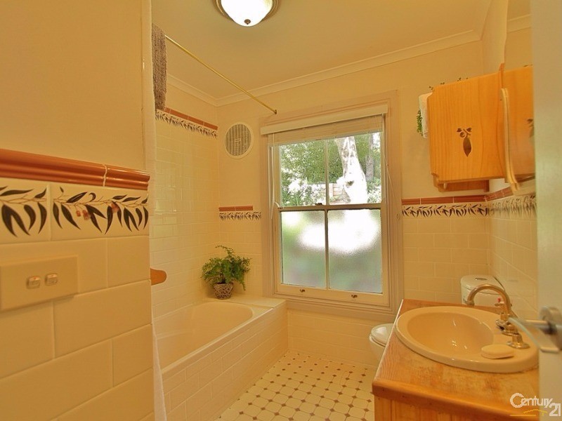 75 Hay Street, Bullaburra NSW 2784