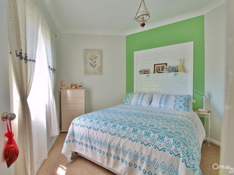 4  RAILWAY PARADE, Hazelbrook NSW 2779