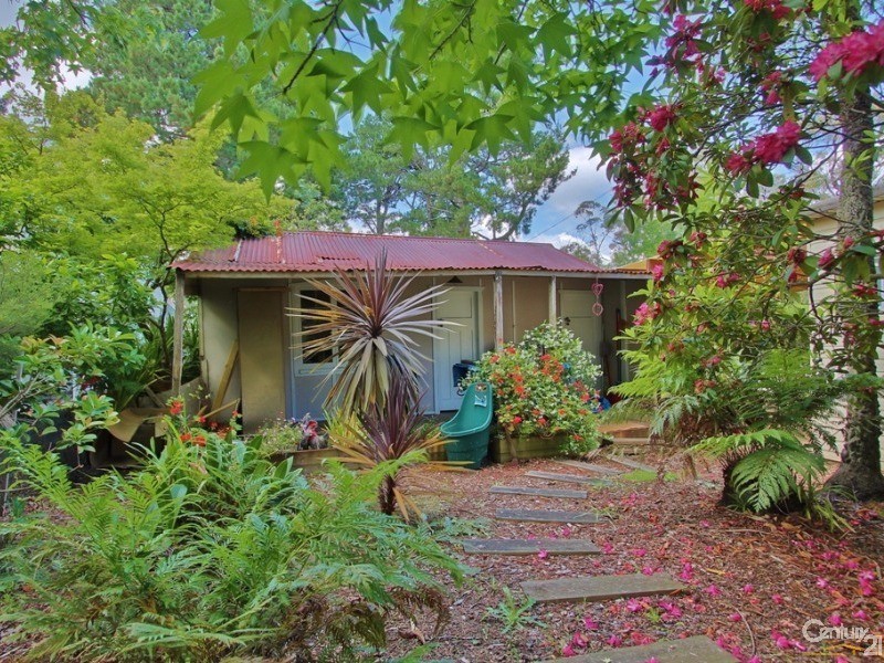 4  RAILWAY PARADE, Hazelbrook NSW 2779