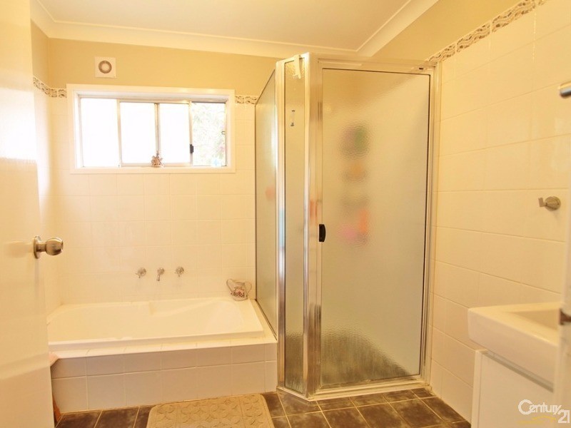 4  RAILWAY PARADE, Hazelbrook NSW 2779