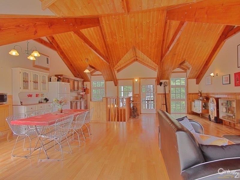 75 Hay Street, Bullaburra NSW 2784