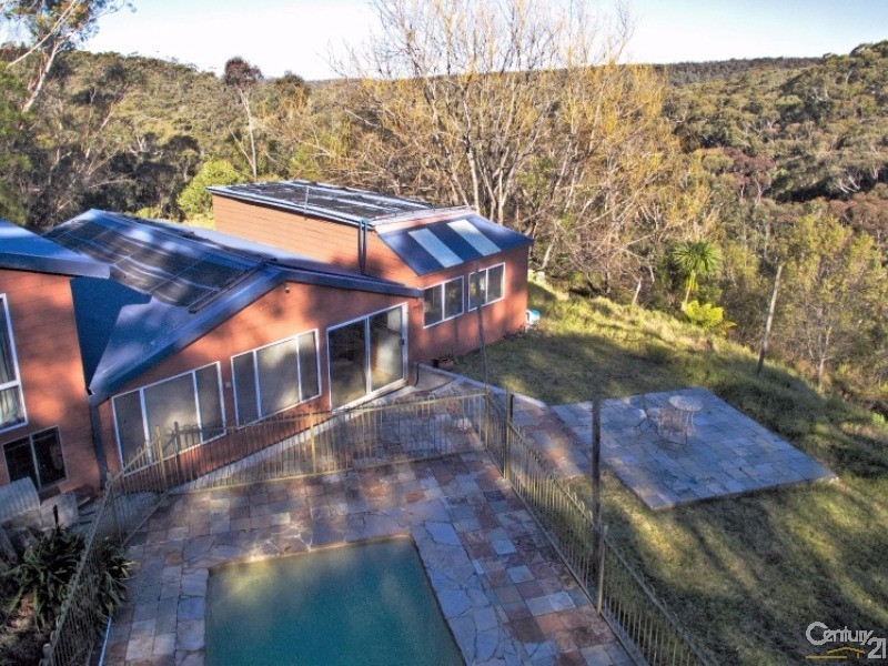 25  Albert Road, Bullaburra NSW 2784