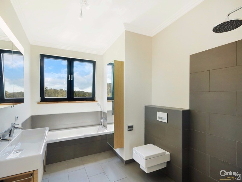 176 Valley Road, Hazelbrook NSW 2779