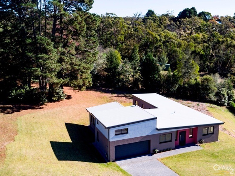 176 Valley Road, Hazelbrook NSW 2779