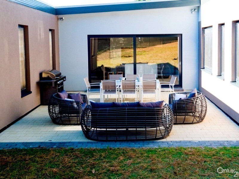 176 Valley Road, Hazelbrook NSW 2779