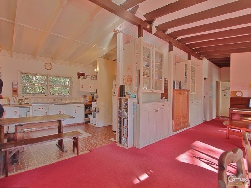 4 Lester Avenue, Hazelbrook NSW 2779