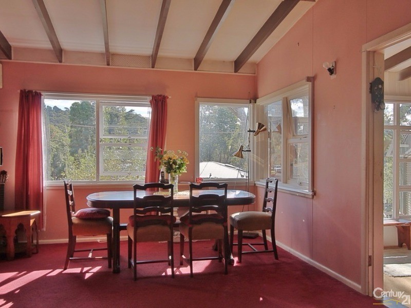 4 Lester Avenue, Hazelbrook NSW 2779