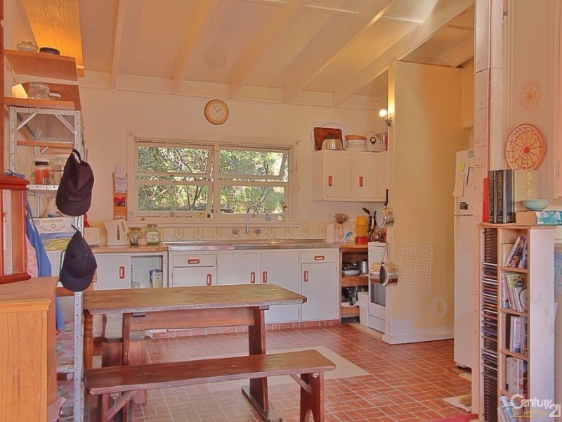 4 Lester Avenue, Hazelbrook NSW 2779