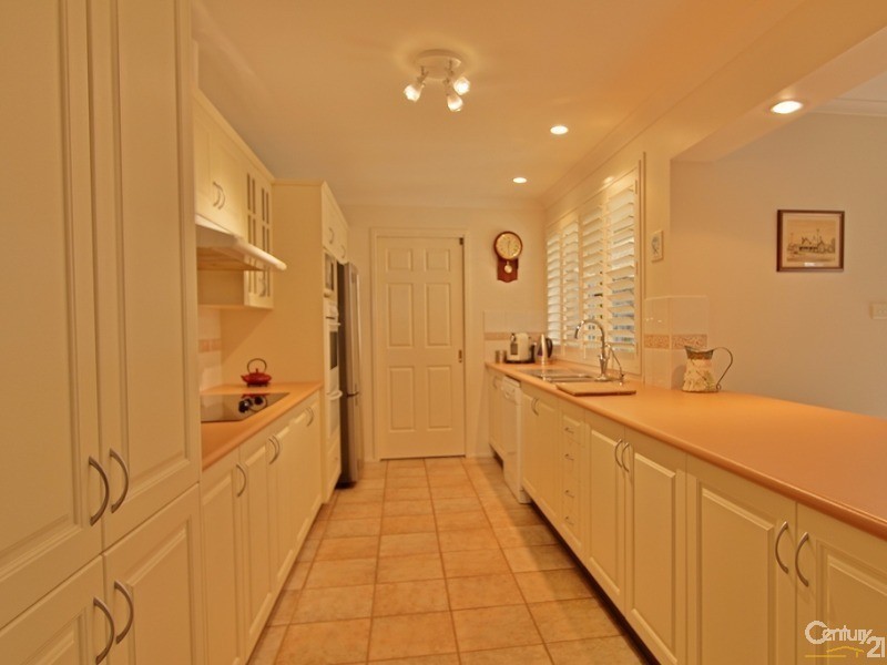 28 Buena Vista Road, Woodford NSW 2778