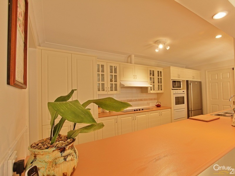 28 Buena Vista Road, Woodford NSW 2778