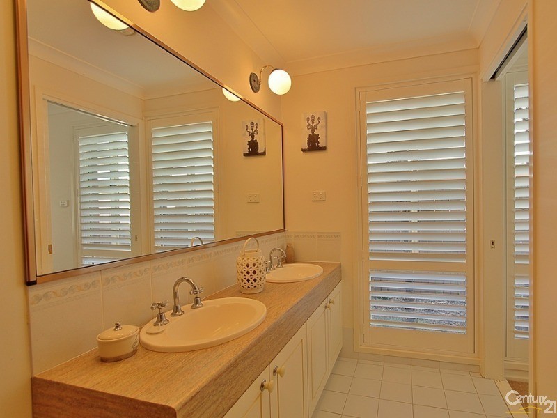 28 Buena Vista Road, Woodford NSW 2778