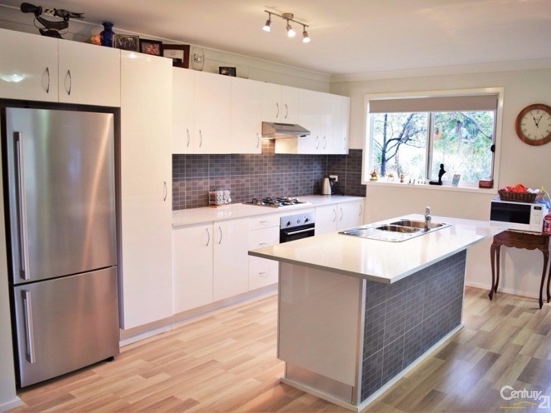 31 Boronia Road, Bullaburra NSW 2784