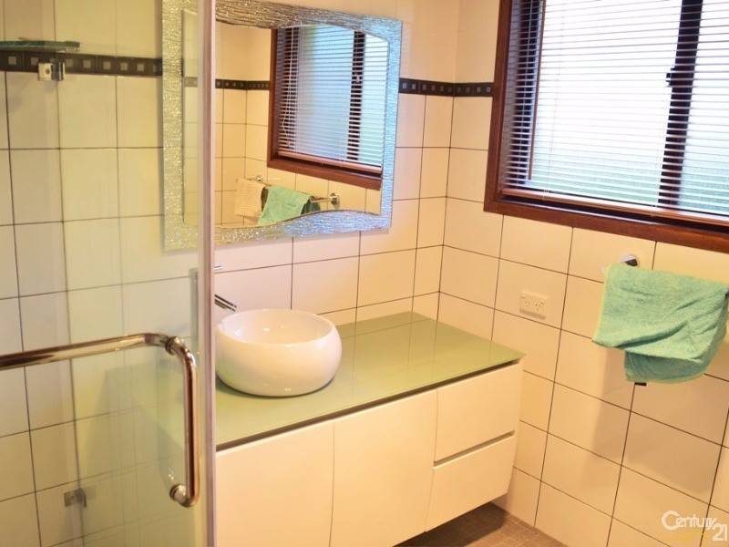 105 Boronia Road, Bullaburra NSW 2784