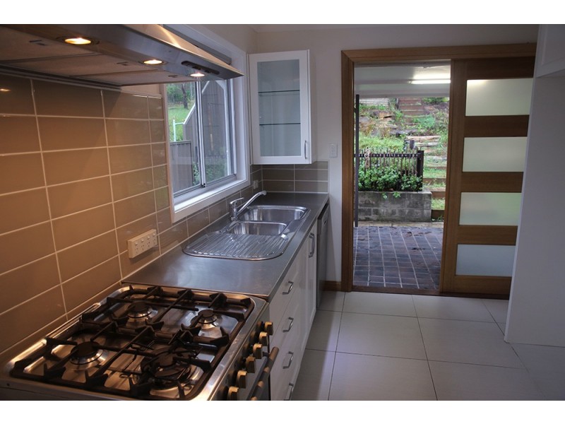 11 Talbot Road, Hazelbrook NSW 2779