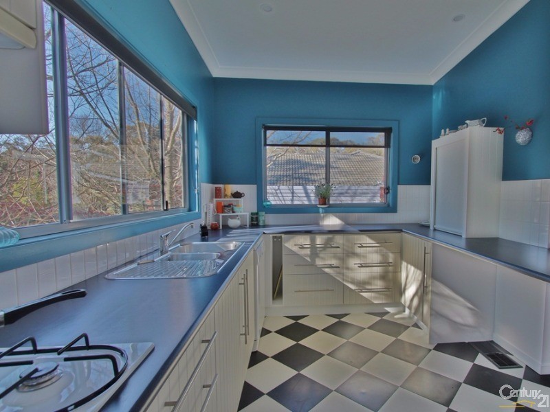 11  Yester Road, Wentworth Falls NSW 2782