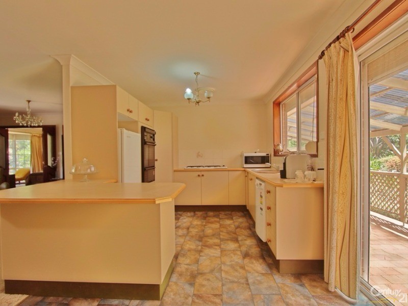 14 Banksia Road, Wentworth Falls NSW 2782