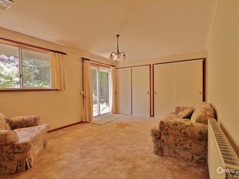 14 Banksia Road, Wentworth Falls NSW 2782