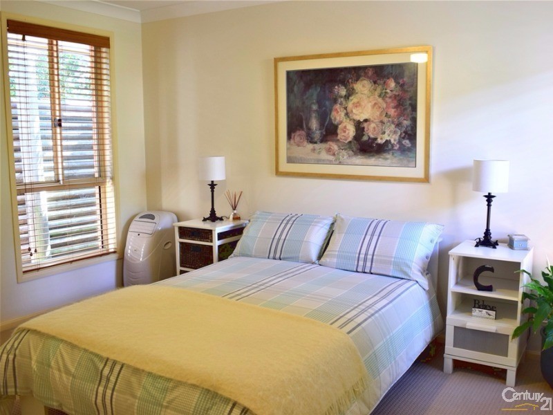 44 Roberts Parade, Hawkesbury Heights NSW 2777