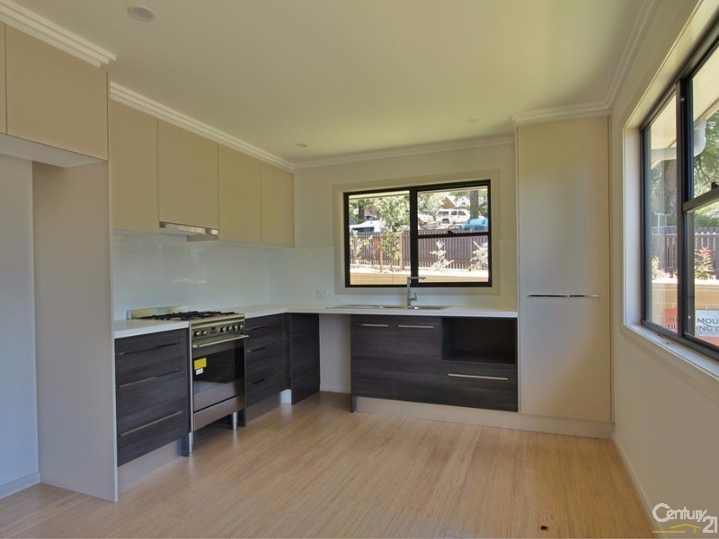 Unit 2/17 Honour Avenue, Lawson NSW 2783