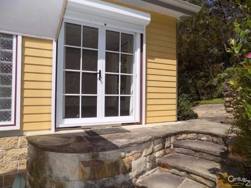 10 Stoneholm Lane, Woodford NSW 2778